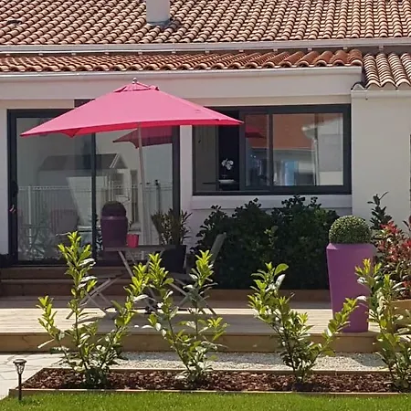 Aix Apartment