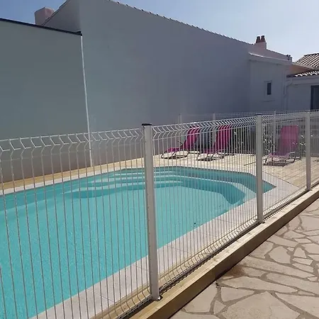 Aix Apartment